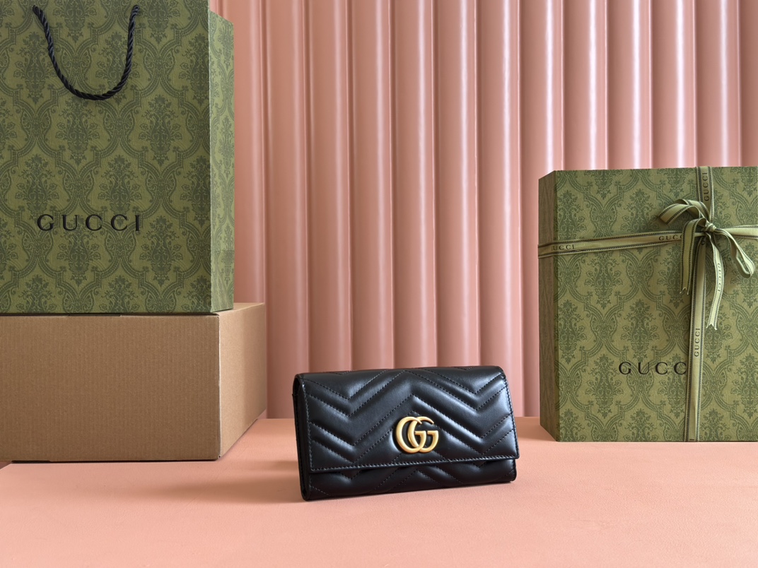 Gucci Wallets Purse